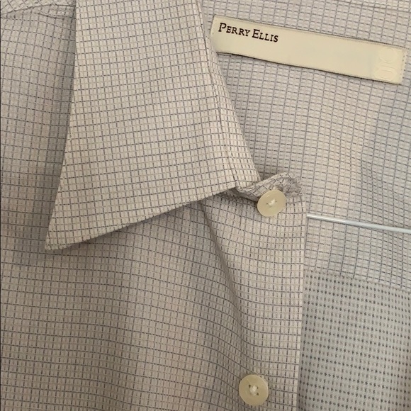 Perry Ellis dress shirt - Picture 3 of 4